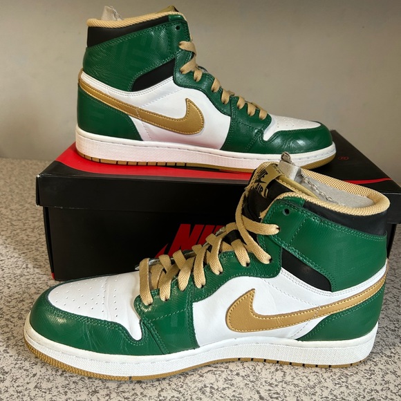 Jordan 1 High Celtics - Picture 3 of 8